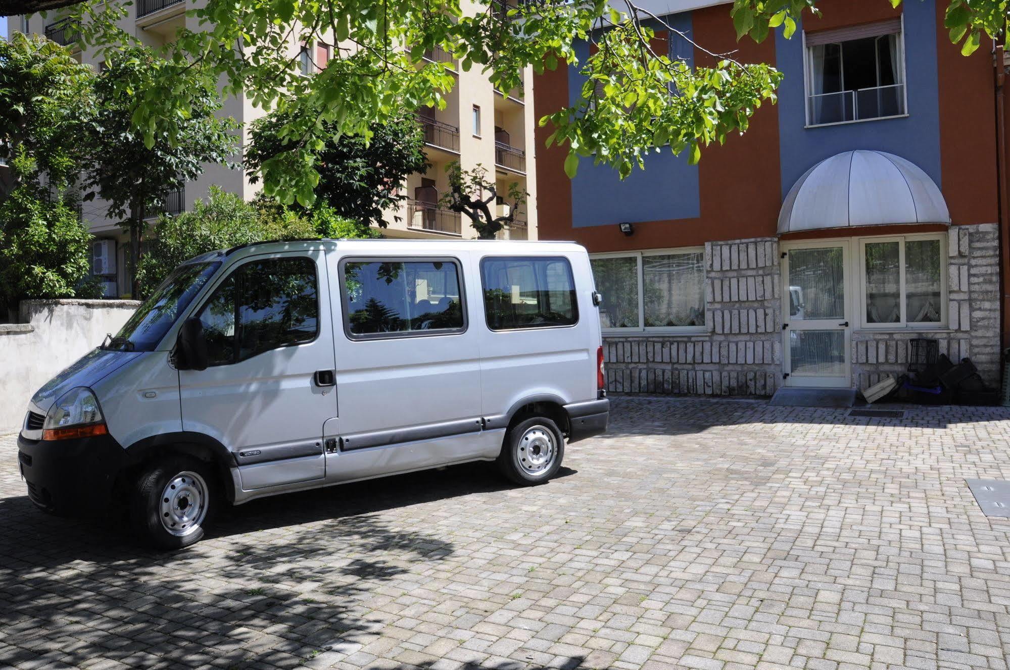 Hotel Siviglia Fiuggi Exterior foto